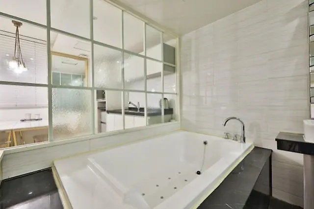 Yeoksam Premierhotel Xym ソウル特別市