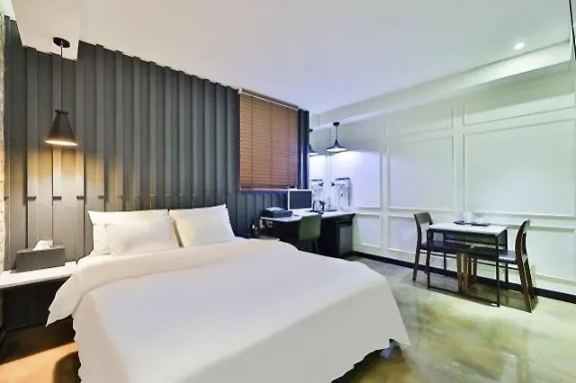 Yeoksam Premierhotel Xym モーテル *